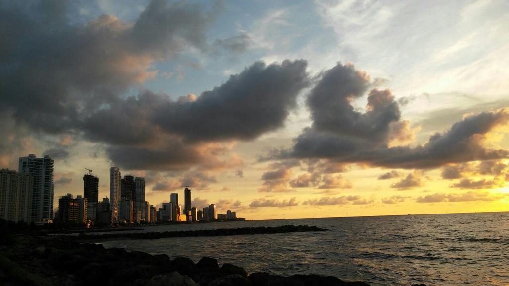 Apto En Cartagena Ed Puerto Azul Vista Al Mar Daire Dış mekan fotoğraf